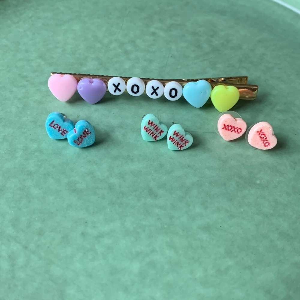 3 pairs of earrings 1 hair clip colorful heart shaped